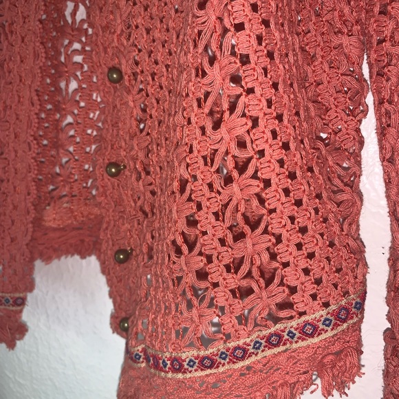 Daytrip bell sleeve women’s top - Picture 5 of 5